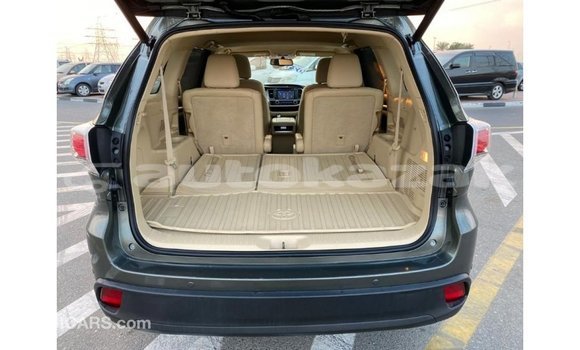 Buy Import Toyota Highlander Green Car in Import - Dubai in Akmecet Buy Import Toyota Highlander Green Car in Import - Dubai in Akmecet