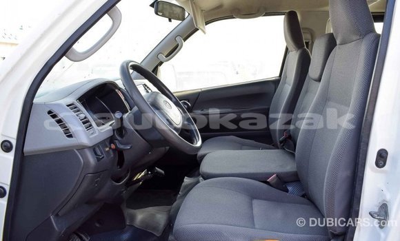 Buy Import Toyota Hiace White Car in Import - Dubai in Akmecet Buy Import Toyota Hiace White Car in Import - Dubai in Akmecet