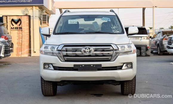 Buy Import Toyota Land Cruiser White Car in Import - Dubai in Akmecet Buy Import Toyota Land Cruiser White Car in Import - Dubai in Akmecet