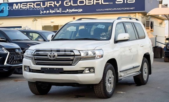 Buy Import Toyota Land Cruiser White Car in Import - Dubai in Akmecet Buy Import Toyota Land Cruiser White Car in Import - Dubai in Akmecet