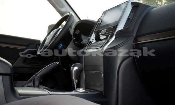 Buy Import Toyota Land Cruiser White Car in Import - Dubai in Akmecet Buy Import Toyota Land Cruiser White Car in Import - Dubai in Akmecet