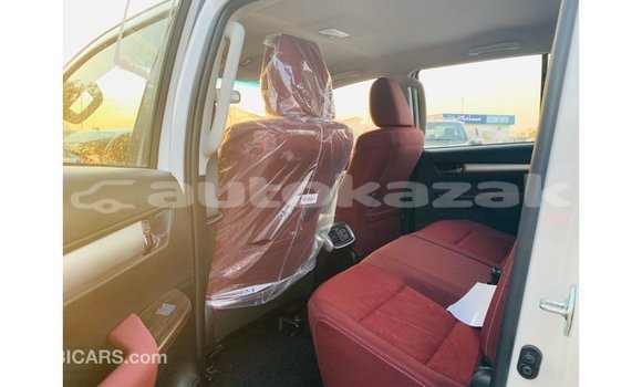 Buy Import Toyota Hilux White Car in Import - Dubai in Akmecet Buy Import Toyota Hilux White Car in Import - Dubai in Akmecet