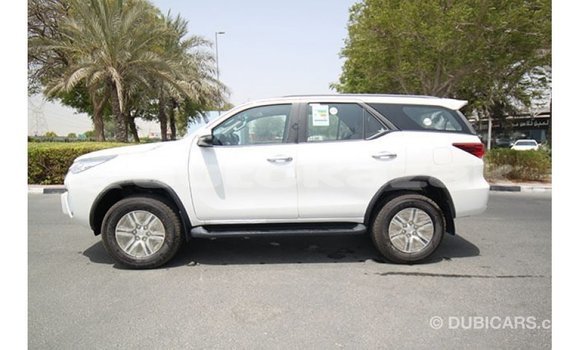 Buy Import Toyota Fortuner White Car in Import - Dubai in Akmecet Buy Import Toyota Fortuner White Car in Import - Dubai in Akmecet
