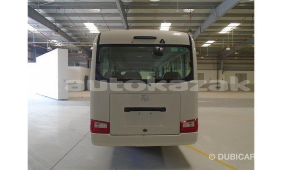 Buy Import Abarth 595 White Car in Import - Dubai in Akmecet Buy Import Abarth 595 White Car in Import - Dubai in Akmecet