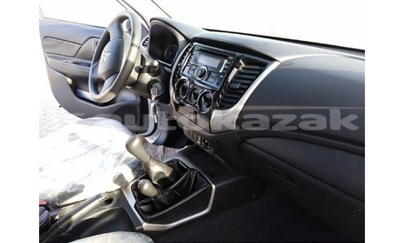 Buy Import Mitsubishi L200 White Car in Import - Dubai in Akmecet Buy Import Mitsubishi L200 White Car in Import - Dubai in Akmecet