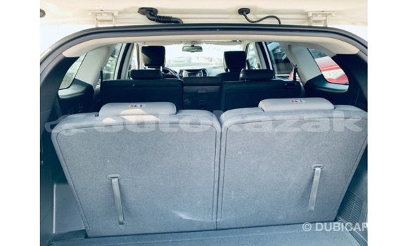 Buy Import Hyundai Santa Fe White Car in Import - Dubai in Akmecet Buy Import Hyundai Santa Fe White Car in Import - Dubai in Akmecet