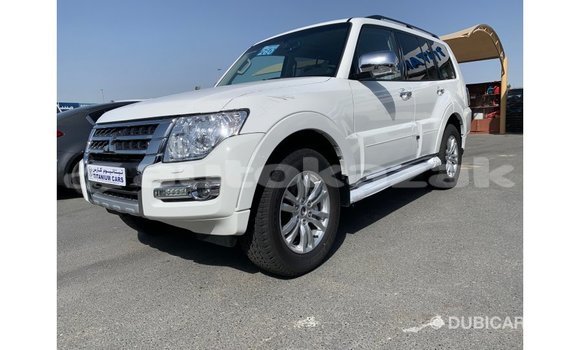Buy Import Mitsubishi Pajero White Car in Import - Dubai in Akmecet Buy Import Mitsubishi Pajero White Car in Import - Dubai in Akmecet