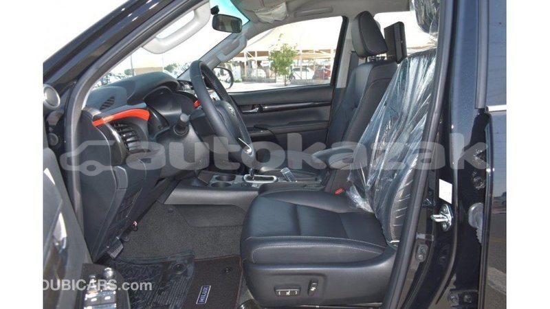 Big with watermark toyota hilux akmecet import dubai 1916