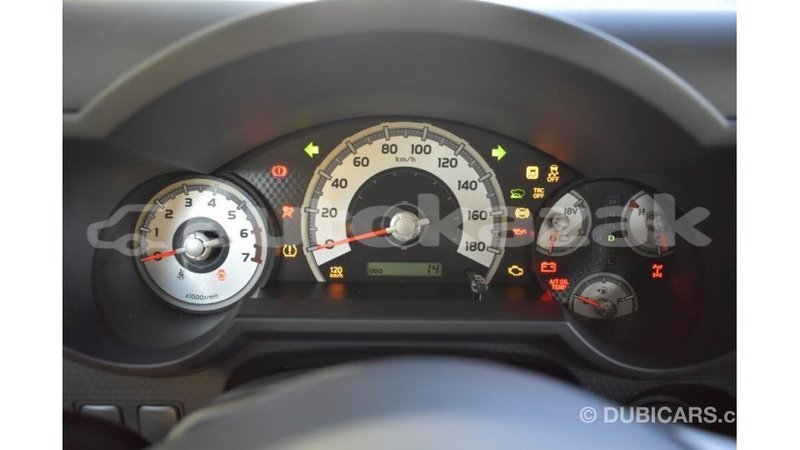 Big with watermark toyota fj cruiser akmecet import dubai 1922