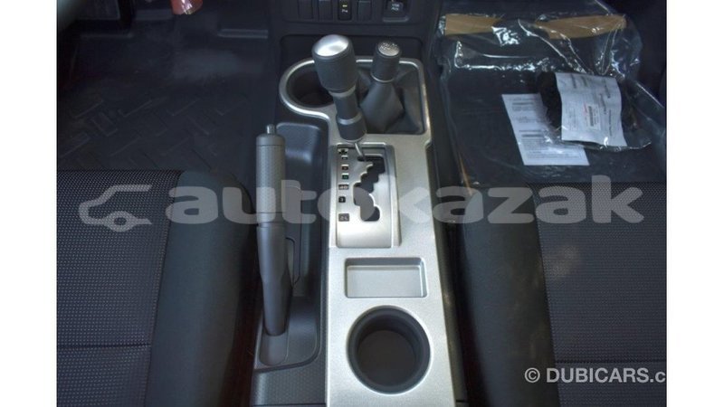 Big with watermark toyota fj cruiser akmecet import dubai 1922