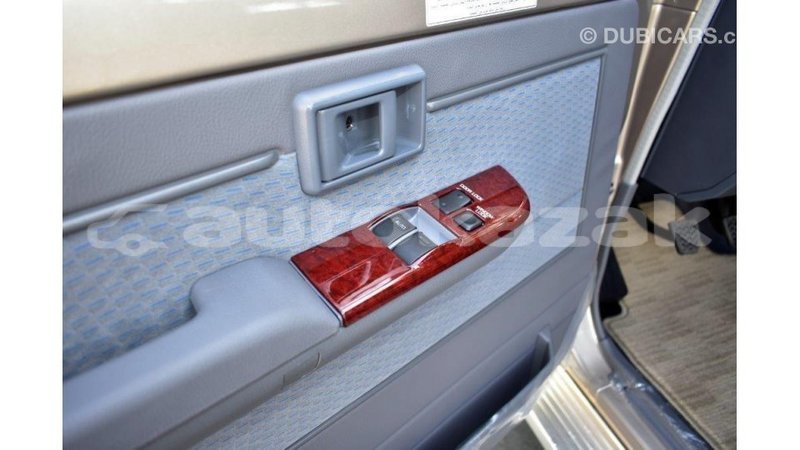 Big with watermark toyota land cruiser akmecet import dubai 1924