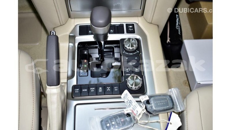 Big with watermark toyota land cruiser akmecet import dubai 1927