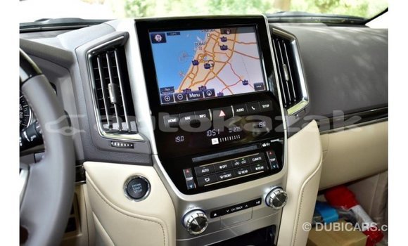 Buy Import Toyota Land Cruiser White Car in Import - Dubai in Akmecet Buy Import Toyota Land Cruiser White Car in Import - Dubai in Akmecet
