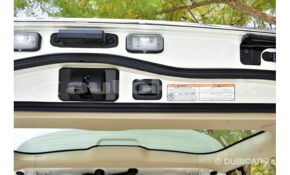 Buy Import Toyota Land Cruiser White Car in Import - Dubai in Akmecet Buy Import Toyota Land Cruiser White Car in Import - Dubai in Akmecet