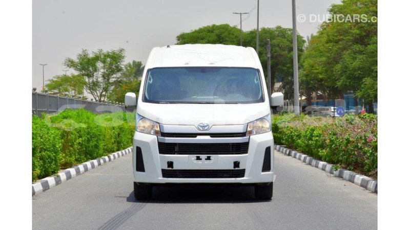 Big with watermark toyota hiace akmecet import dubai 1933
