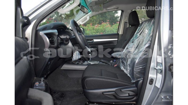 Big with watermark toyota hilux akmecet import dubai 1935