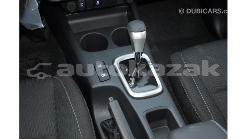 Big with watermark toyota hilux akmecet import dubai 1935