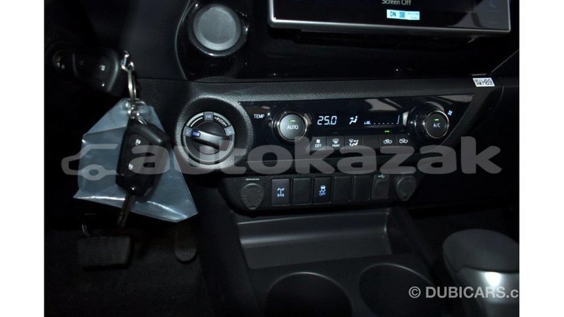 Big with watermark toyota hilux akmecet import dubai 1935