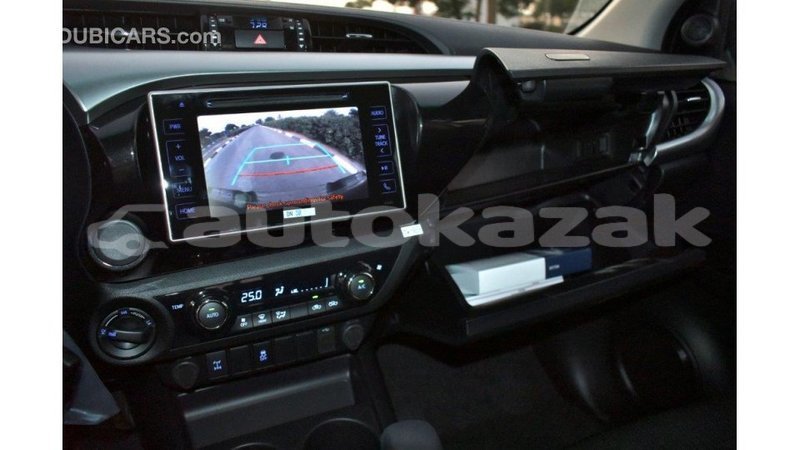 Big with watermark toyota hilux akmecet import dubai 1935