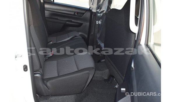 Buy Import Toyota Hilux White Car in Import - Dubai in Akmecet Buy Import Toyota Hilux White Car in Import - Dubai in Akmecet