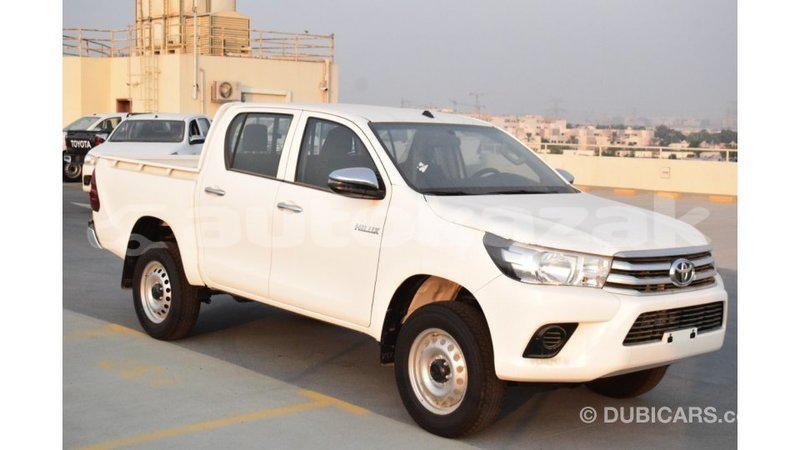Big with watermark toyota hilux akmecet import dubai 1937