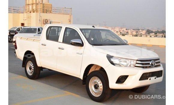 Buy Import Toyota Hilux White Car in Import - Dubai in Akmecet Buy Import Toyota Hilux White Car in Import - Dubai in Akmecet