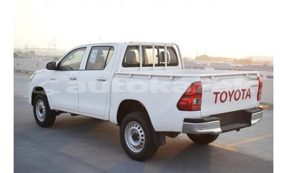 Buy Import Toyota Hilux White Car in Import - Dubai in Akmecet Buy Import Toyota Hilux White Car in Import - Dubai in Akmecet