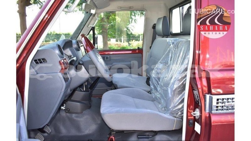 Big with watermark toyota land cruiser akmecet import dubai 1939