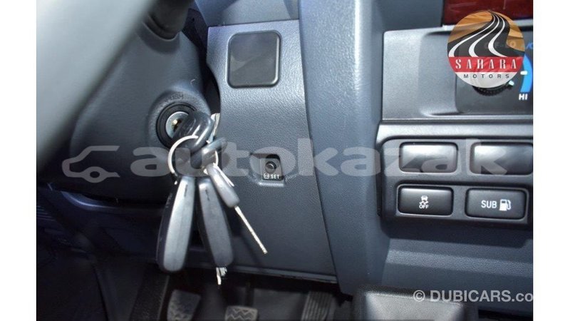 Big with watermark toyota land cruiser akmecet import dubai 1939