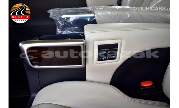 Buy Import Toyota Granvia White Car in Import - Dubai in Akmecet Buy Import Toyota Granvia White Car in Import - Dubai in Akmecet