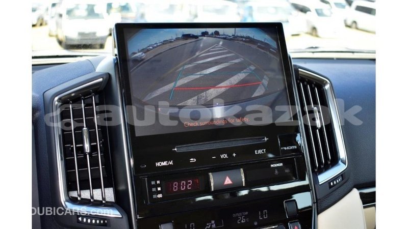 Big with watermark toyota land cruiser akmecet import dubai 1946