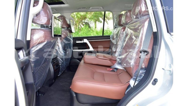 Big with watermark toyota land cruiser akmecet import dubai 1948