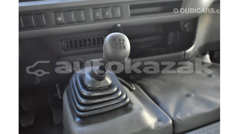 Big with watermark toyota coaster akmecet import dubai 1955