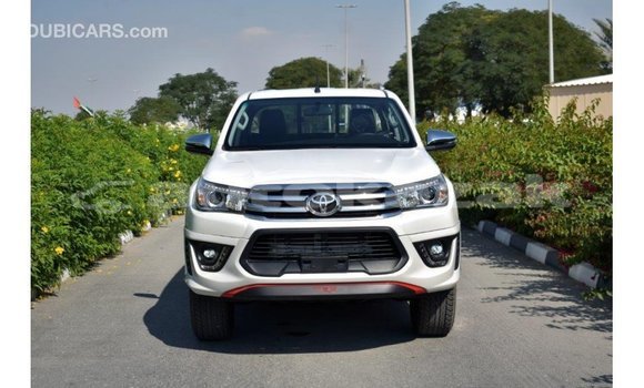 Buy Import Toyota Hilux White Car in Import - Dubai in Akmecet Buy Import Toyota Hilux White Car in Import - Dubai in Akmecet