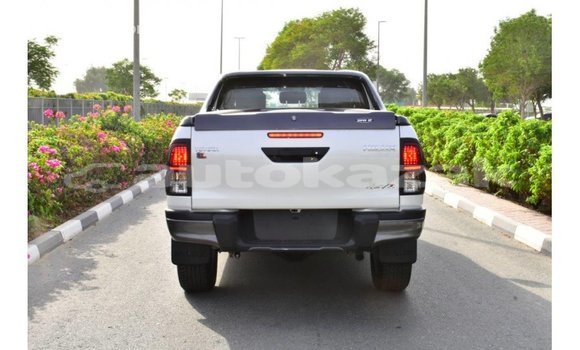Buy Import Toyota Hilux White Car in Import - Dubai in Akmecet Buy Import Toyota Hilux White Car in Import - Dubai in Akmecet