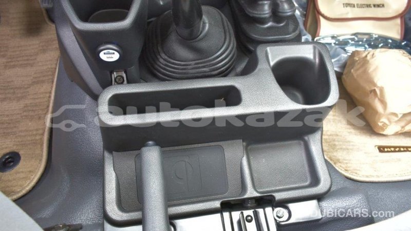 Big with watermark toyota land cruiser akmecet import dubai 1966