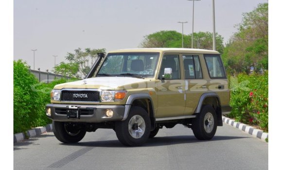 Buy Import Toyota Land Cruiser Beige Car in Import - Dubai in Akmecet Buy Import Toyota Land Cruiser Beige Car in Import - Dubai in Akmecet