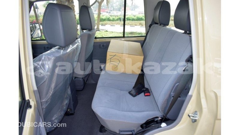 Big with watermark toyota land cruiser akmecet import dubai 1967