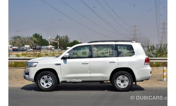 Buy Import Toyota Land Cruiser White Car in Import - Dubai in Akmecet Buy Import Toyota Land Cruiser White Car in Import - Dubai in Akmecet