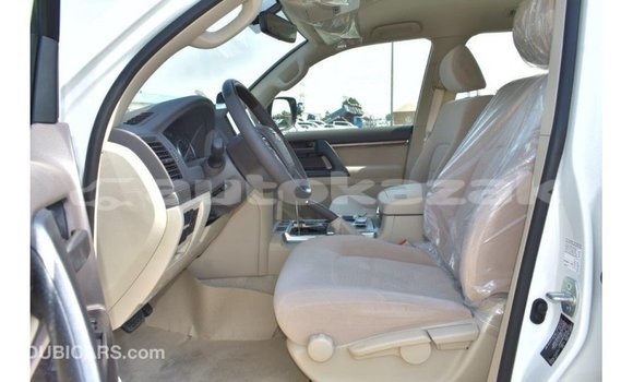 Buy Import Toyota Land Cruiser White Car in Import - Dubai in Akmecet Buy Import Toyota Land Cruiser White Car in Import - Dubai in Akmecet