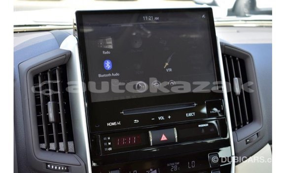 Buy Import Toyota Land Cruiser White Car in Import - Dubai in Akmecet Buy Import Toyota Land Cruiser White Car in Import - Dubai in Akmecet