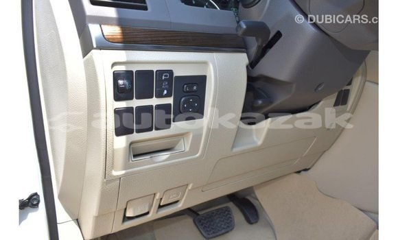 Buy Import Toyota Land Cruiser White Car in Import - Dubai in Akmecet Buy Import Toyota Land Cruiser White Car in Import - Dubai in Akmecet