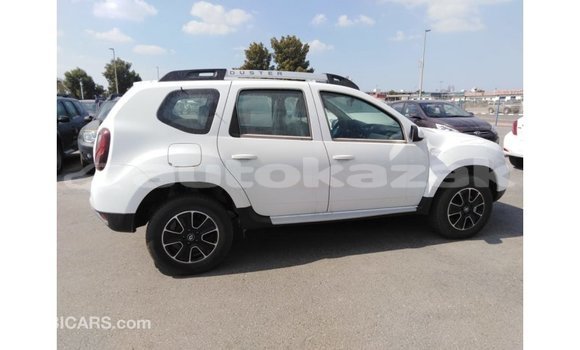 Buy Import Renault Duster White Car in Import - Dubai in Akmecet Buy Import Renault Duster White Car in Import - Dubai in Akmecet