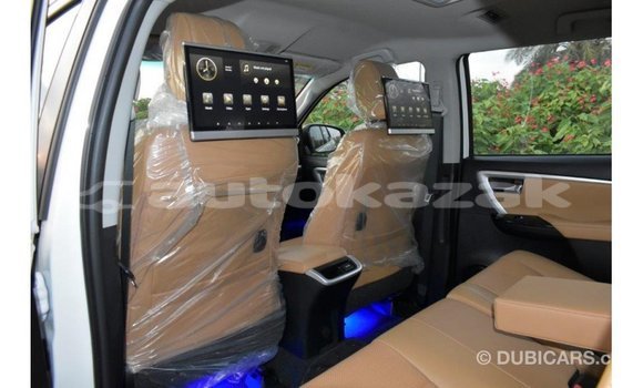 Buy Import Toyota Fortuner White Car in Import - Dubai in Akmecet Buy Import Toyota Fortuner White Car in Import - Dubai in Akmecet