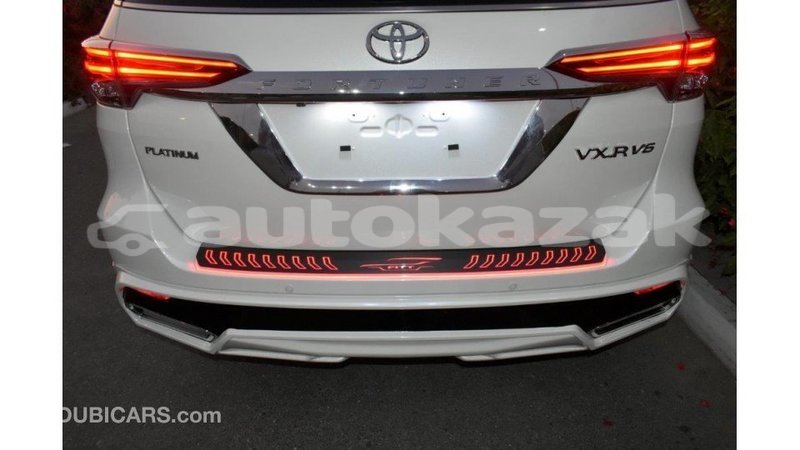 Big with watermark toyota fortuner akmecet import dubai 1969