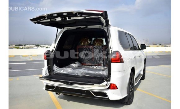 Buy Import Lexus LX White Car in Import - Dubai in Akmecet Buy Import Lexus LX White Car in Import - Dubai in Akmecet