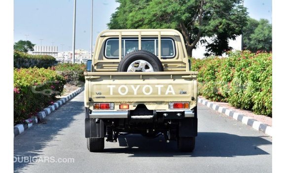Buy Import Toyota Land Cruiser Beige Car in Import - Dubai in Akmecet Buy Import Toyota Land Cruiser Beige Car in Import - Dubai in Akmecet
