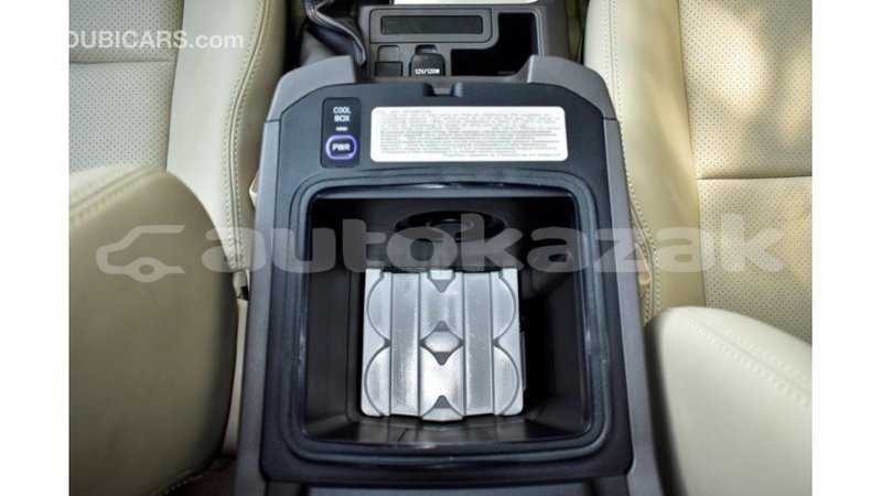 Big with watermark toyota prado akmecet import dubai 1974