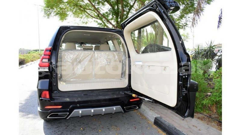 Big with watermark toyota prado akmecet import dubai 1974