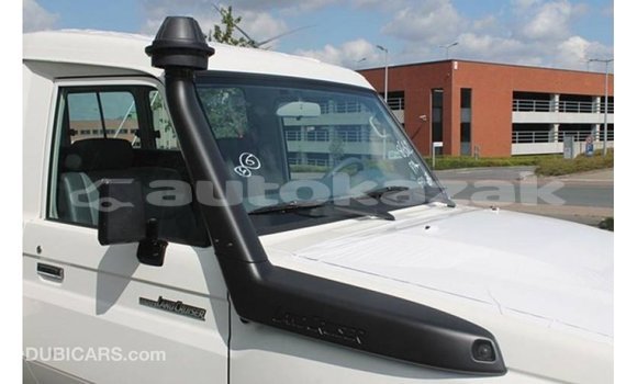 Buy Import Toyota Land Cruiser White Car in Import - Dubai in Akmecet Buy Import Toyota Land Cruiser White Car in Import - Dubai in Akmecet